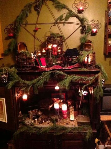 Wiccan christmaa decorations